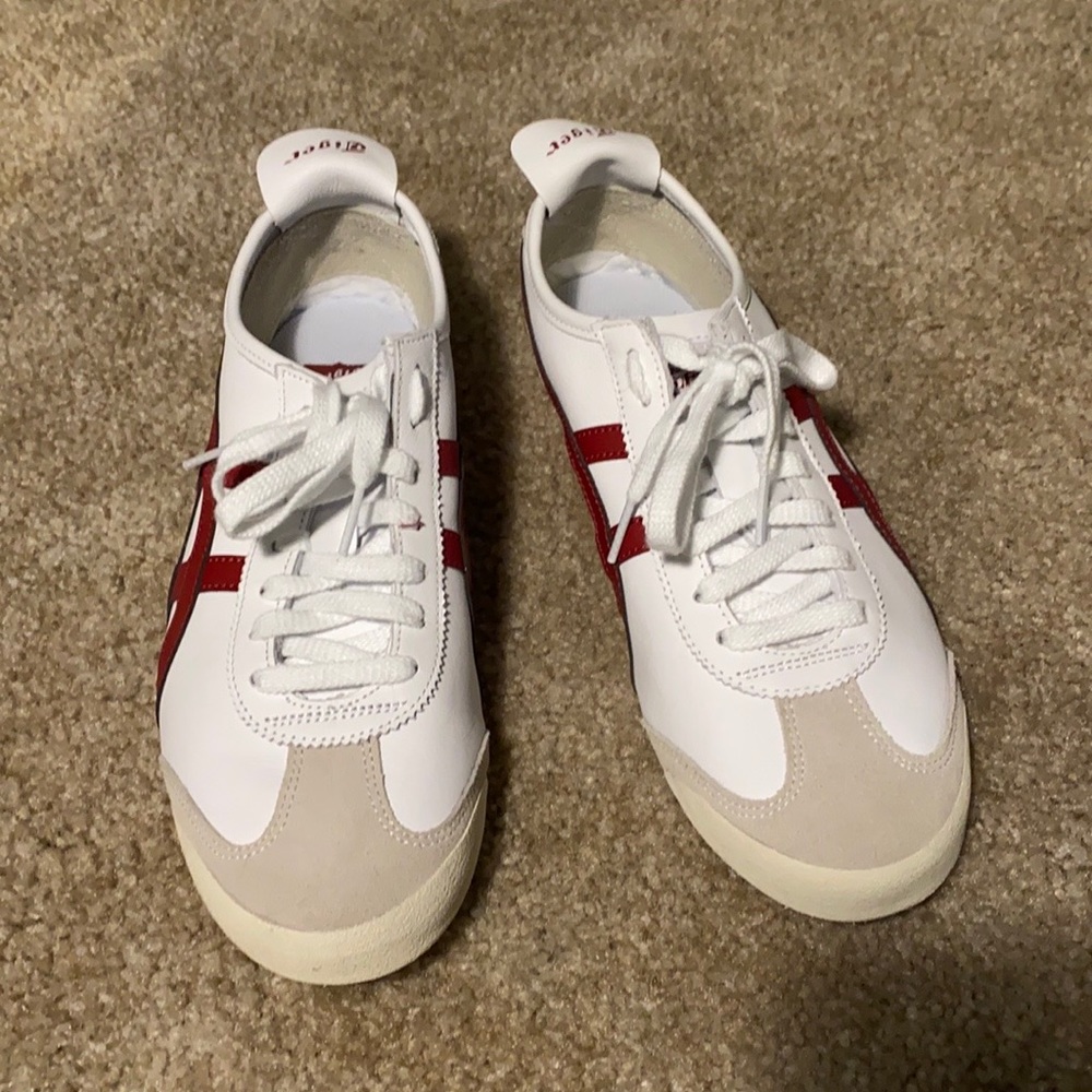Onitsuka Tiger men’s Shoes nwot